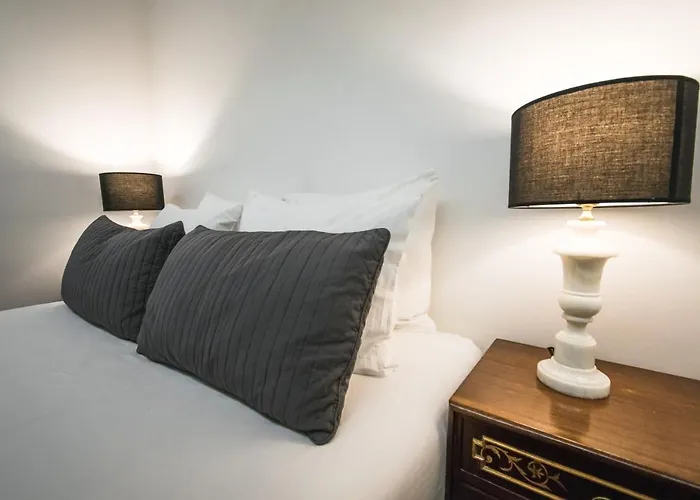 Claude Homes Lisbon Marques