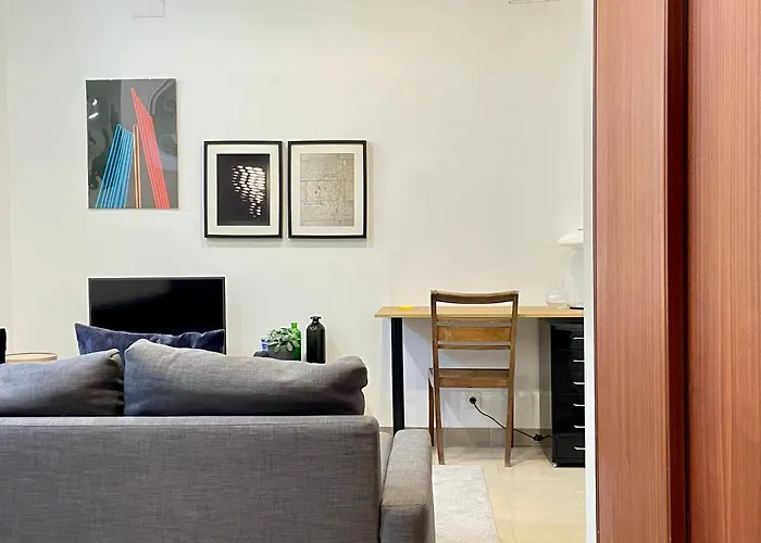Claude Homes Lisbon Marques